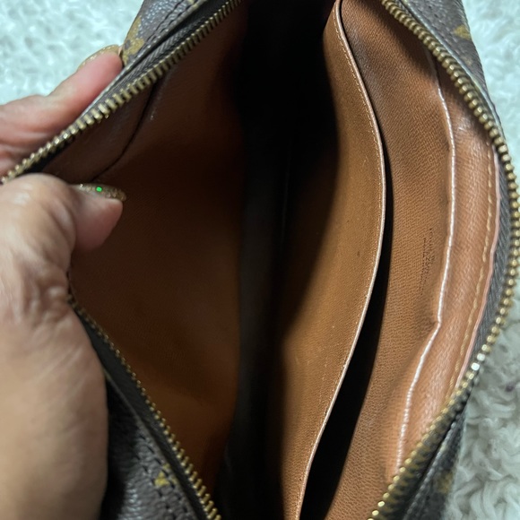 Vintage 1988 Louis Vuitton Compiegne - Picture 9 of 9